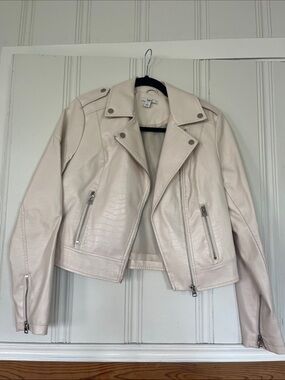 Bar III Pale Cream Faux-Leather Moto Jacket
